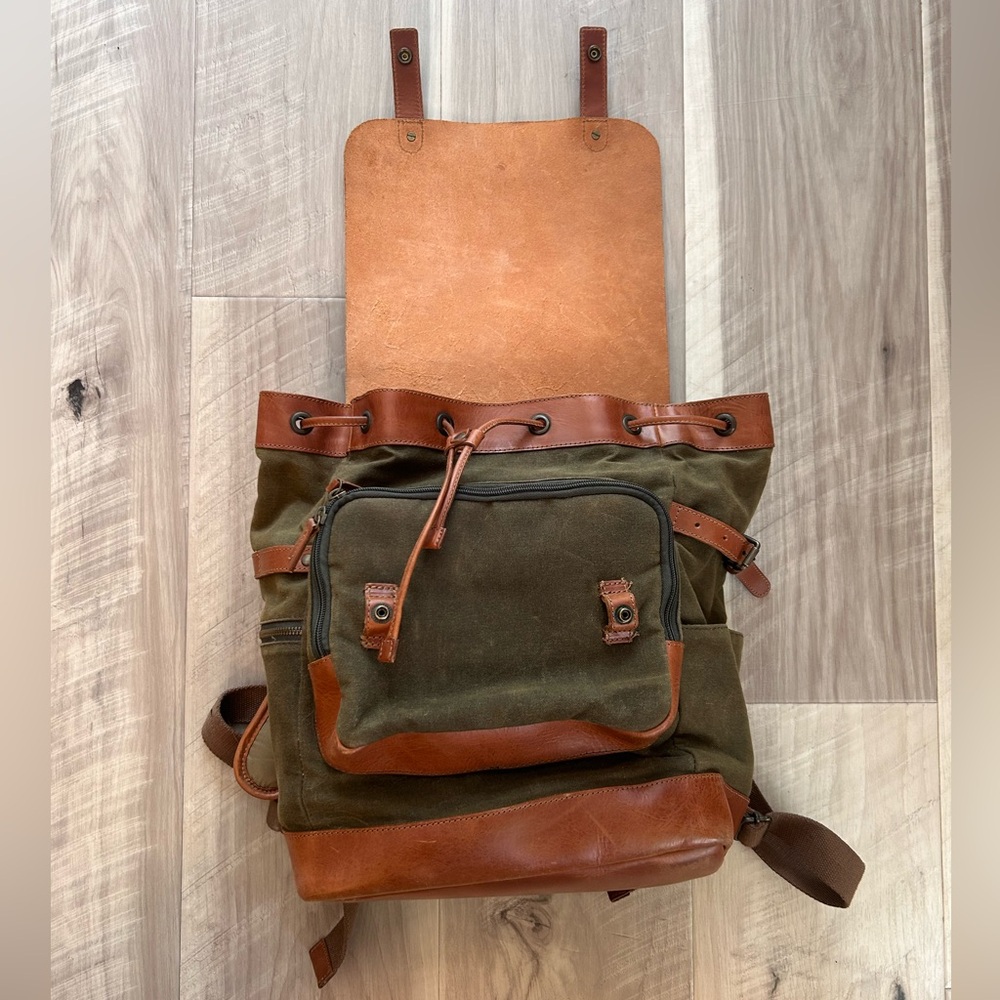 Kelly Moore Pilot Backpack Camera Backpack